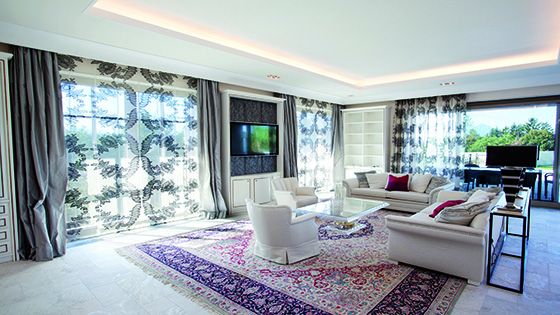 How People are Getting Ready for Winter &ndash; with Curtain Poles